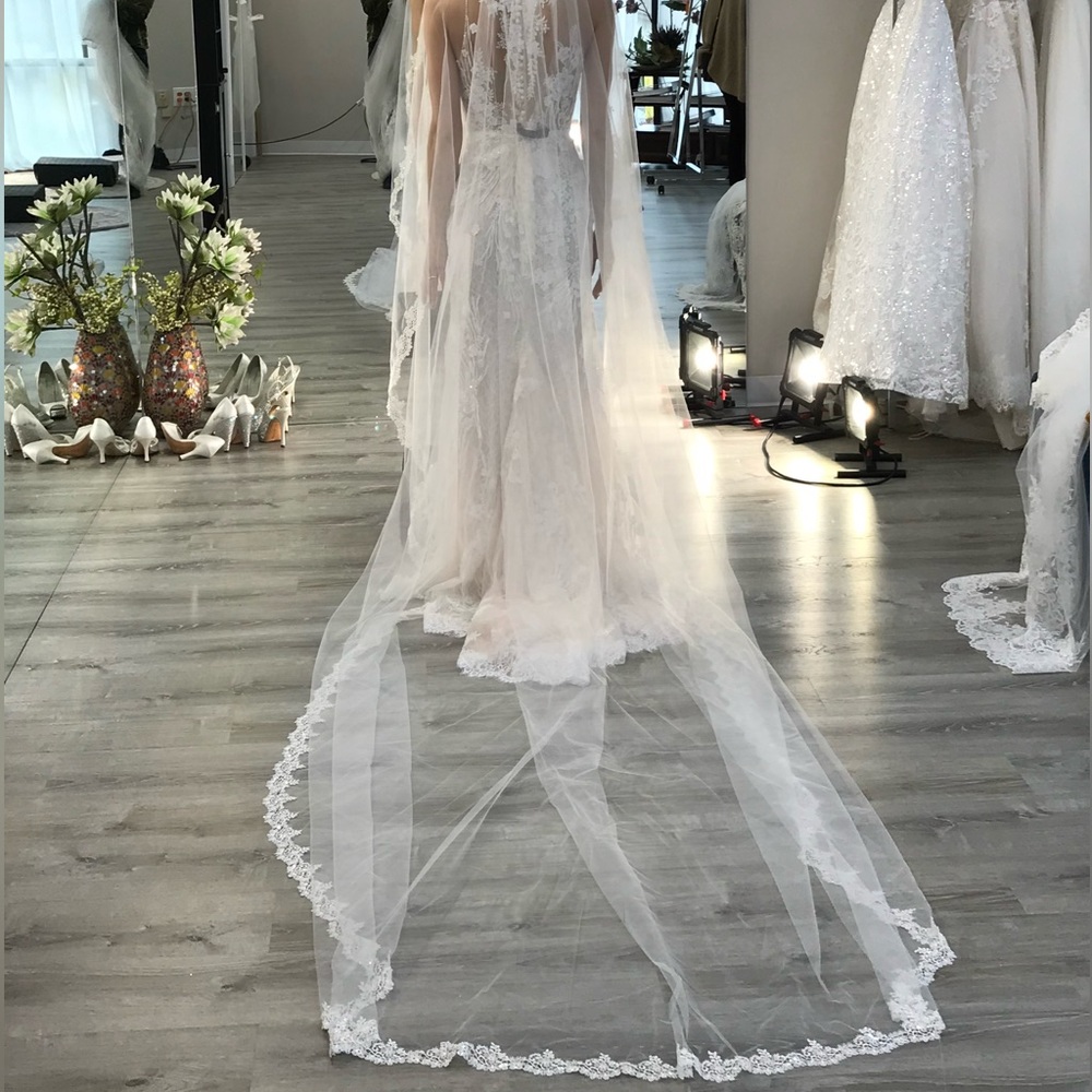 Pronovias 8ft Lace and Sequin Veil